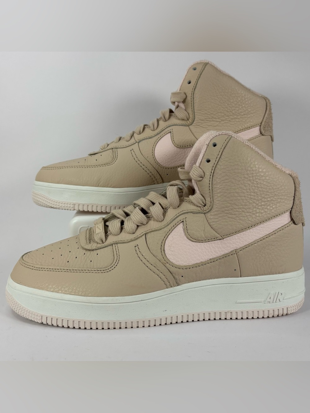 Nike Air Force 1 High Sculpt Sanddrift Women US 10 / Men 8.5 DC3590-103 AF1